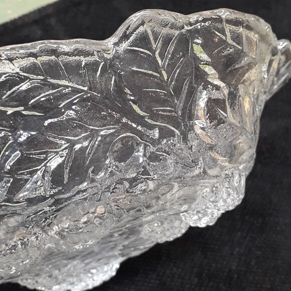 Vintage glass Indiana Glass Fenton Triangle Fruit Bowl Dish Logan… - Picture 5 of 7